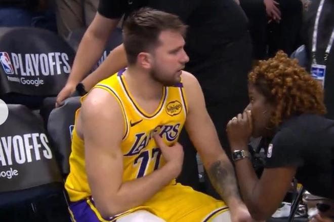 NBA季后赛湖人vs森林狼G3：詹姆斯爆发助湖人逆转 系列赛悬念再起