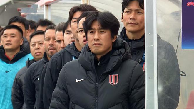 谢晖压着打陷入保级区，徐正源春风得意成都蓉城高歌猛进