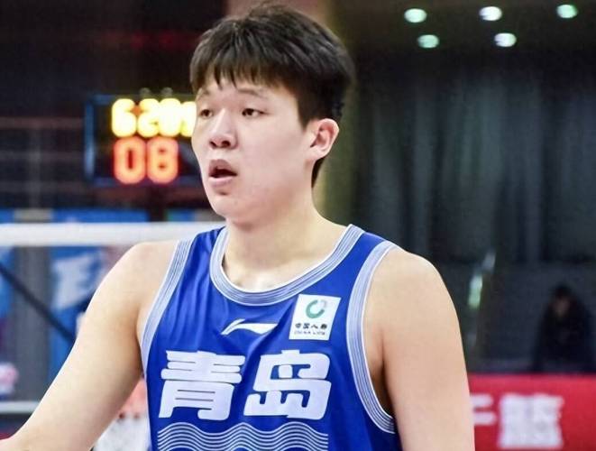 杨瀚森获NBA选秀资格，青岛队全力支持，模拟选秀预测次轮中选