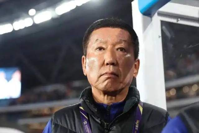 中超焦点战：申花1-0泰山，积分榜领跑，泰山跌至第五