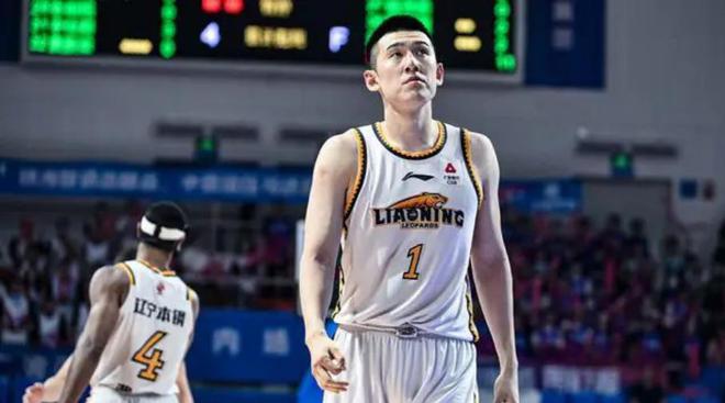 CBA半决赛辽宁队首战失利 付豪表现低迷空篮不进引热议