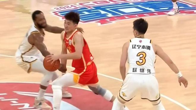 CBA半决赛广厦主场大胜辽宁 辽宁外线低迷首战溃败