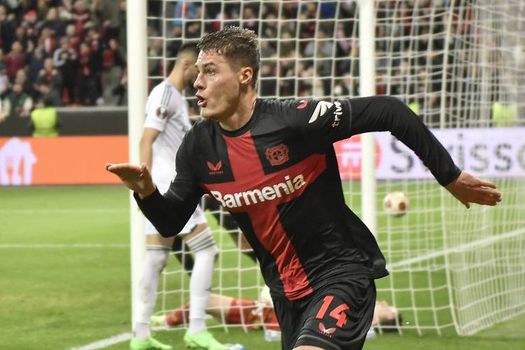 德甲第31轮：勒沃库森2-0奥格斯堡，希克与布恩迪亚建功助药厂取胜