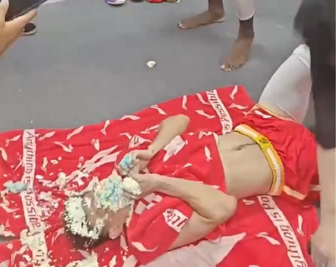 CBA季后赛半决赛G1广厦109-90大胜辽宁 孙铭徽庆生现场温馨感人
