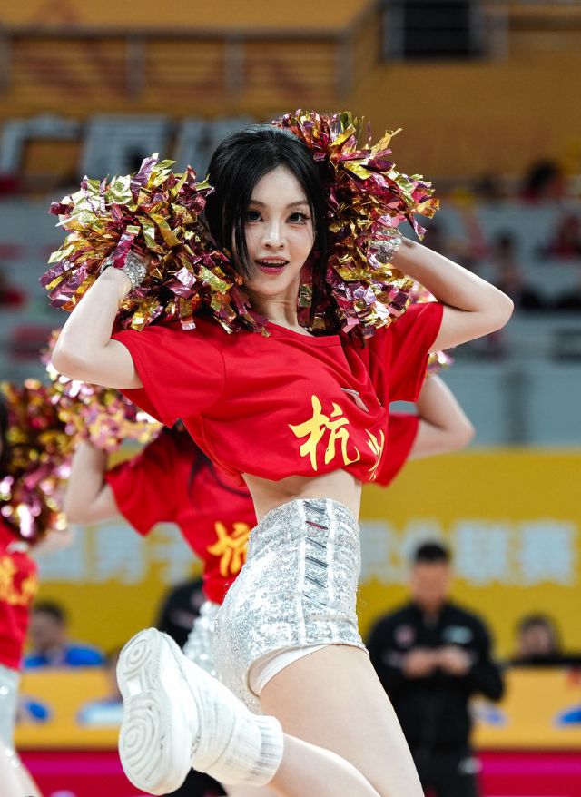广厦半决赛G1大胜辽宁，打辽宁比打青岛更轻松？CBA季后赛分析