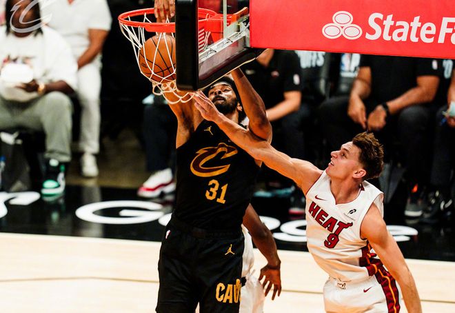 NBA季后赛前瞻：骑士97.8%概率晋级 热火或今夏全力追求杜兰特
