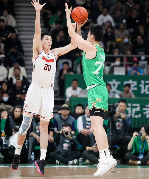 CBA季后赛半决赛G1：山西男篮VS北京男篮，周琦出战成焦点，央视CCTV5直播