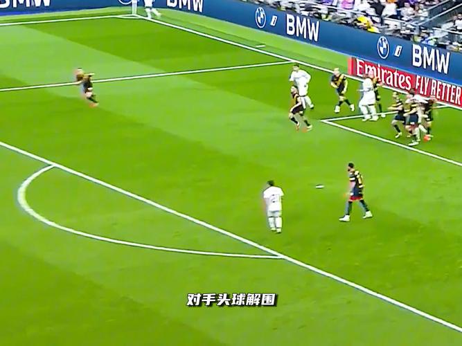 皇马2-3遭巴萨绝杀无缘国王杯冠军 莫德里奇失误葬送比赛