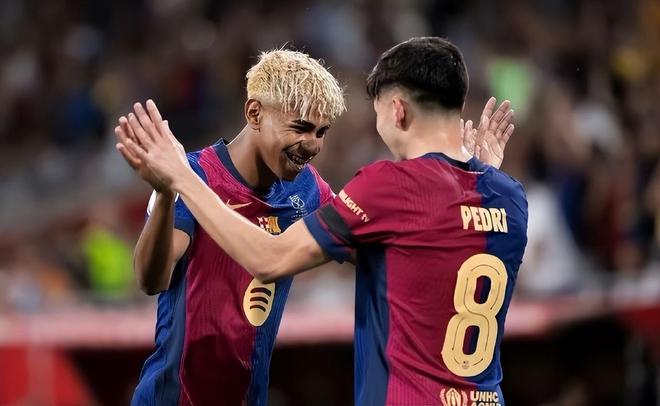 巴萨3-2绝杀皇马时隔四年再夺国王杯冠军 弗里克激活众将冲击三冠王