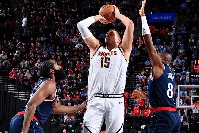 NBA季后赛西部焦点战：快船vs掘金G4前瞻，约基奇与主帅争执后球队氛围紧张