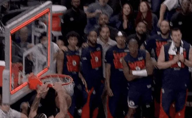 NBA季后赛西部焦点战：快船vs掘金G4前瞻，约基奇与主帅争执后球队氛围紧张