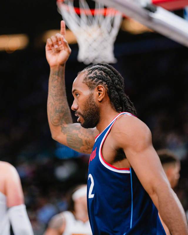 NBA季后赛G4：戈登压哨绝杀助掘金101-99险胜快船 大比分扳平2-2