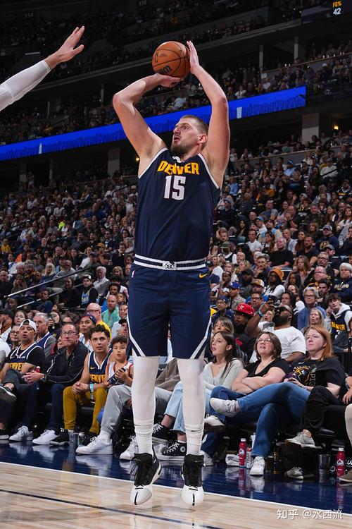 NBA季后赛G4快船VS掘金：戈登压哨绝杀助掘金2-2扳平大比分