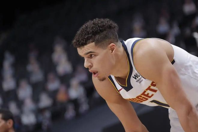NBA季后赛G4快船掘金冲突：小波特违规禁赛，掘金系列赛前景堪忧