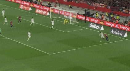 巴萨3-2绝杀皇马夺国王杯冠军 孔德加时赛远射制胜