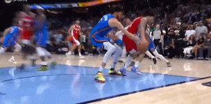 骑士124-87热火：系列赛3-0领先，杰罗姆闪耀成奇兵