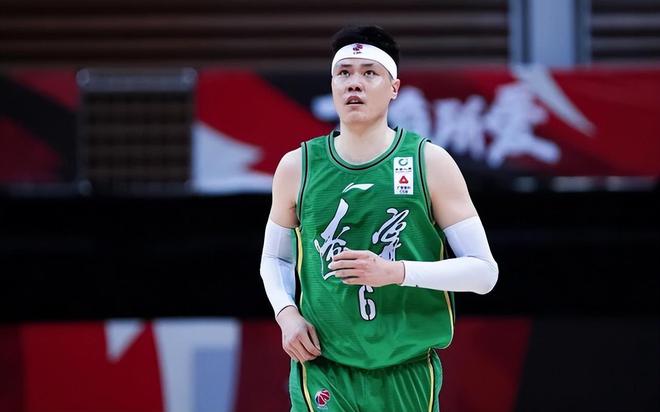 CBA 季后赛半决赛辽篮惨败广厦，旧将贺天举怒批并支招