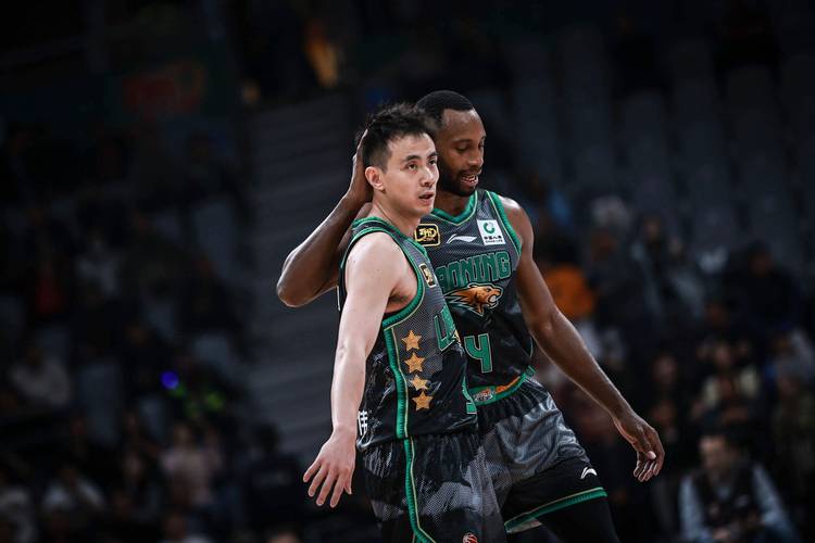 CBA 赛场冲突不断！北京胜山西，系列赛 1-0 领先引网友热议