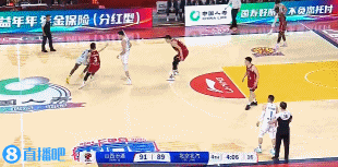 4月27日晚CBA季后赛半决赛山西战北京，周琦复出北京先下一城