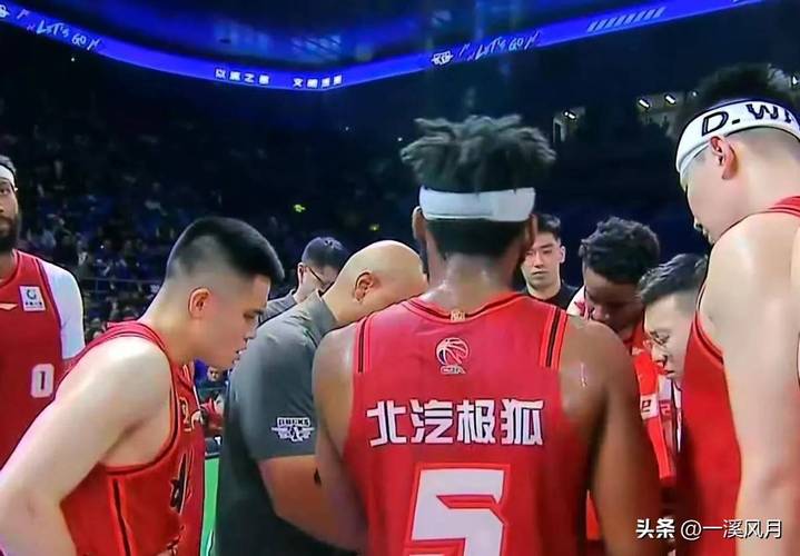 北京首钢半决赛首胜后问题不少，CCTV5直播周琦或缺席次战