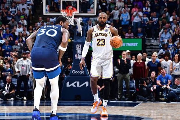 4月28日NBA季后赛森林狼与湖人G4战，湖人三大隐患待解