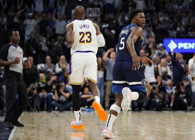 4月28日NBA季后赛疯狂一夜：湖人G4崩盘，快船掘金存争议判罚