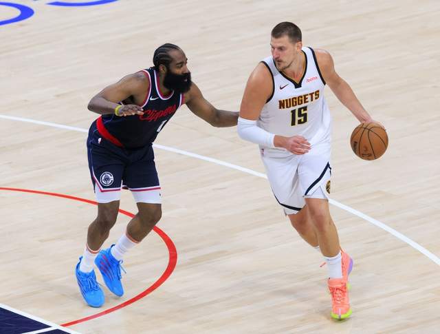 4月28日NBA季后赛疯狂一夜：湖人G4崩盘，快船掘金存争议判罚