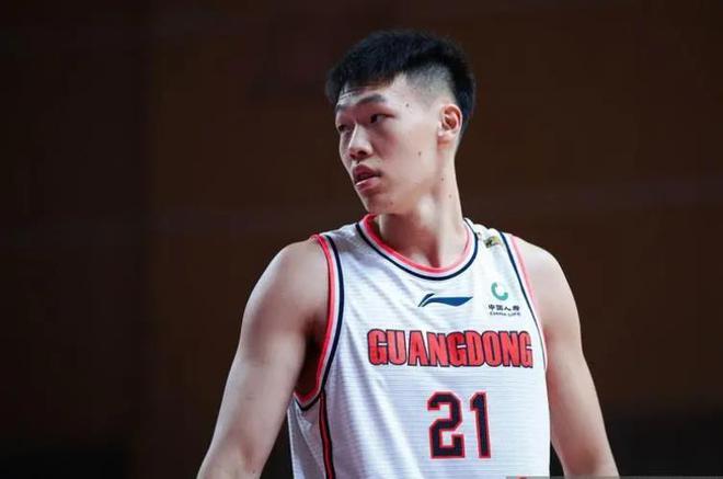 4月28日CBA季后赛半决赛阶段，广东队动态及张昊恢复训练情况